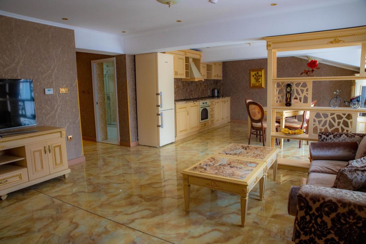 Luxury Apartment Rich 2 เวลินกราด ภายนอก รูปภาพ