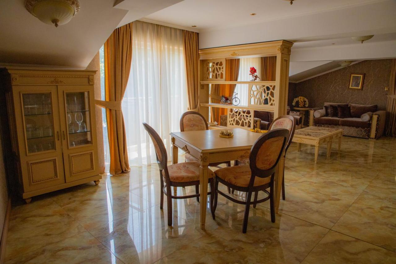 Luxury Apartment Rich 2 เวลินกราด ภายนอก รูปภาพ