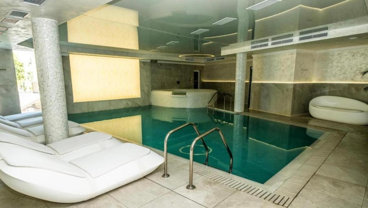 Luxury Apartment Rich 2 เวลินกราด ภายนอก รูปภาพ